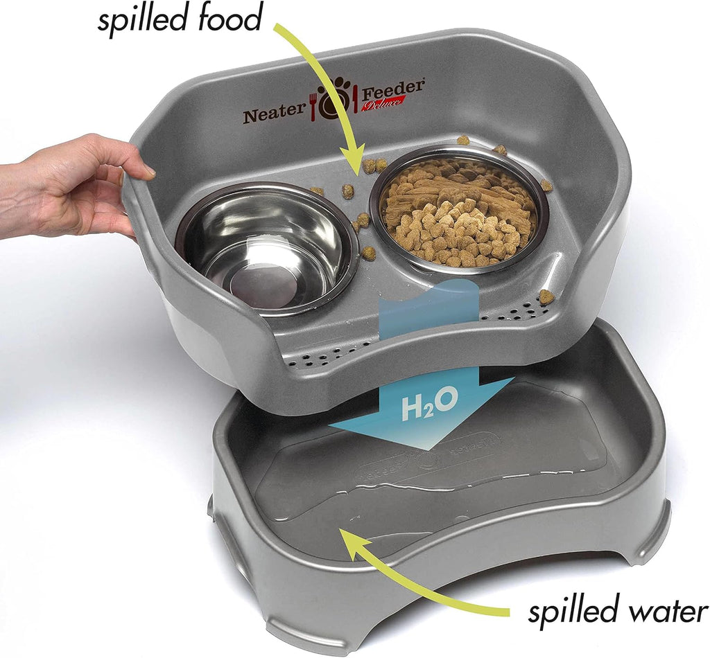 **Elevated Mess-Proof Adjustable Dog Feeder**